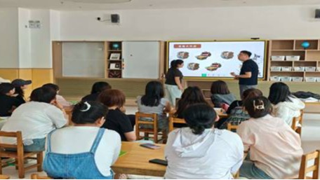 双轨赋能启新程  智慧共育向未来