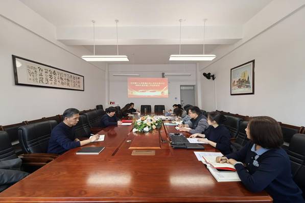 附属中学召开2025年度党支部书记抓党建工作述职评议会